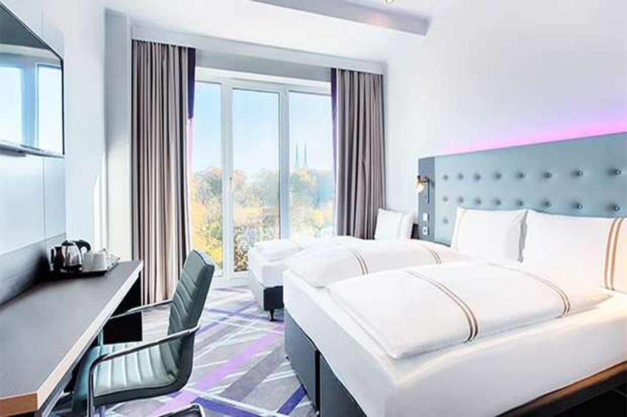 Premier Inn Luebeck City Stadtgraben Exterior photo